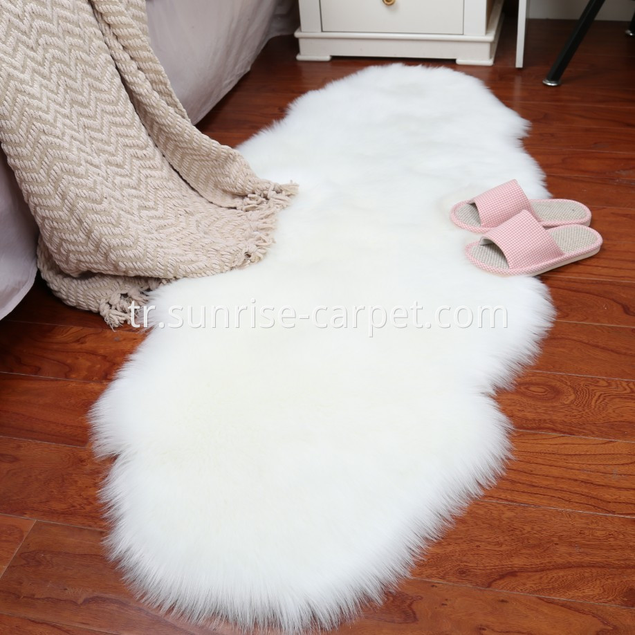 Faux fur flooring carpet for home white color animal shape